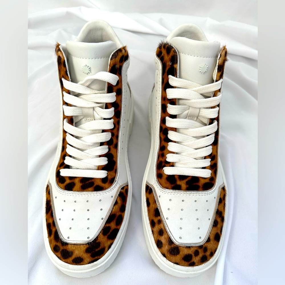 Stuart Weitzman Ryan High-top Sneaker - Size 37.5 - Picture 3 of 7
